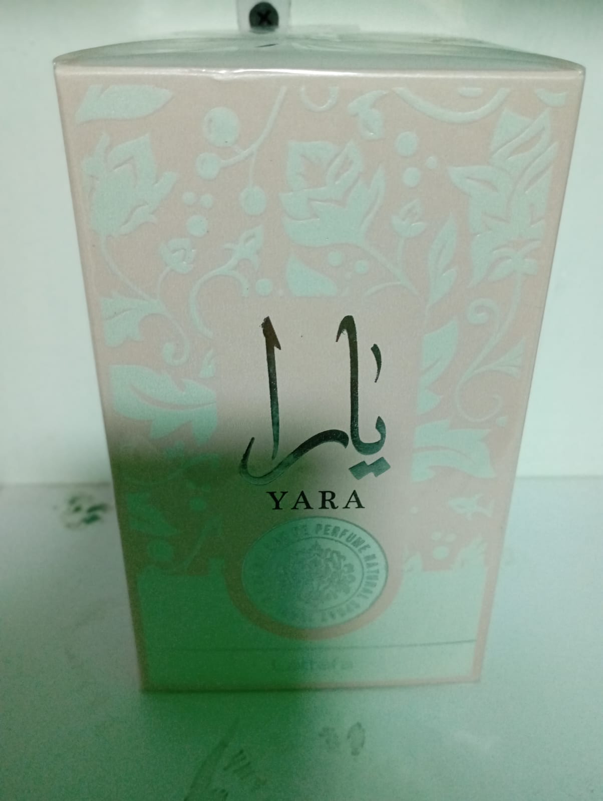 Yara rosa perfume inspiración