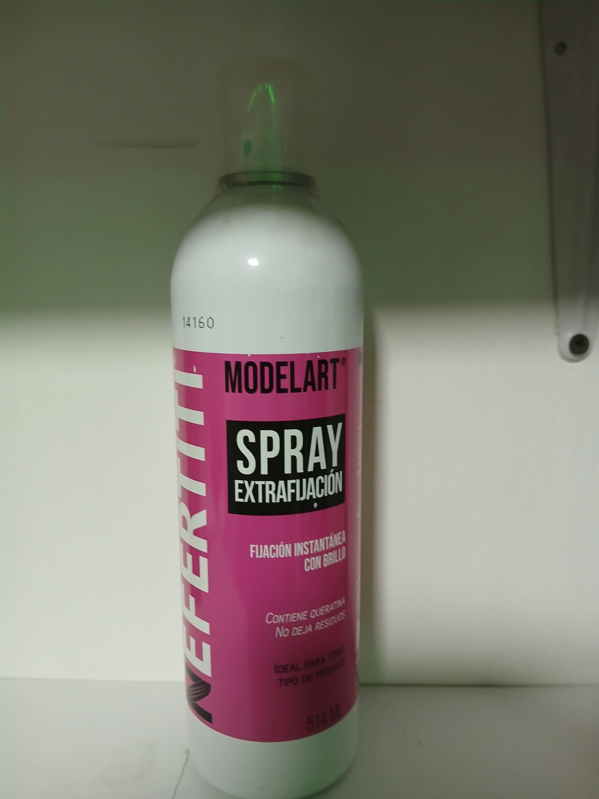 Spray Extrafijación 514 ml Modelart